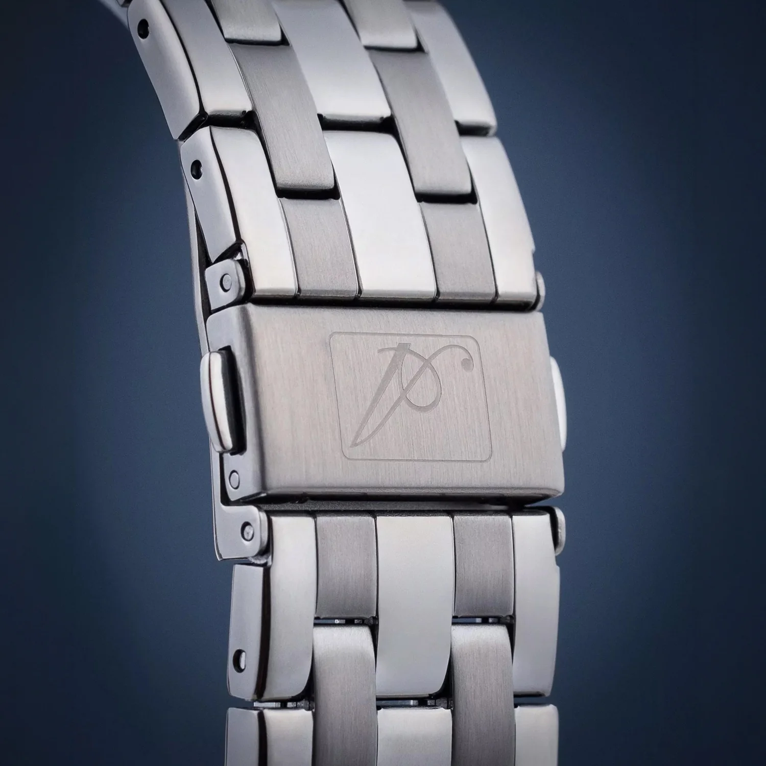 Premiere Men Quartz Gun Dial Analog Stainless Steel Watch A8303.S116Q - Image 7