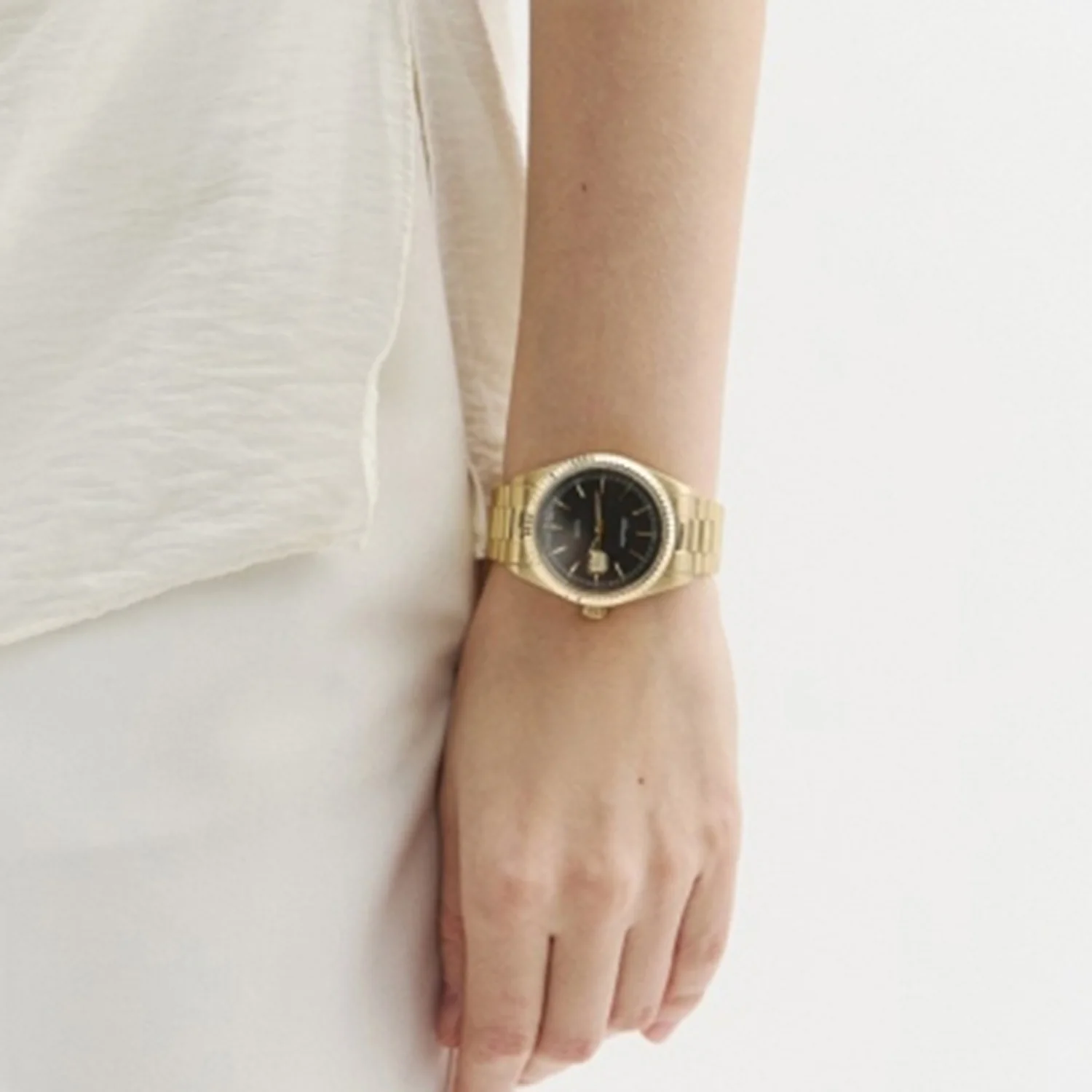 Women Quartz Gun Dial Analog Stainless Steel Watch A3090.1116QXL - Image 2