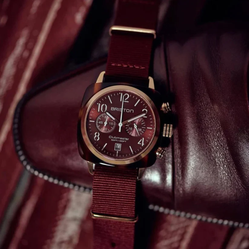 Clubmaster Classic Men Quartz Red Dial Chronograph NATO Watch 15140.PRA.T.8.NBDX - Image 2