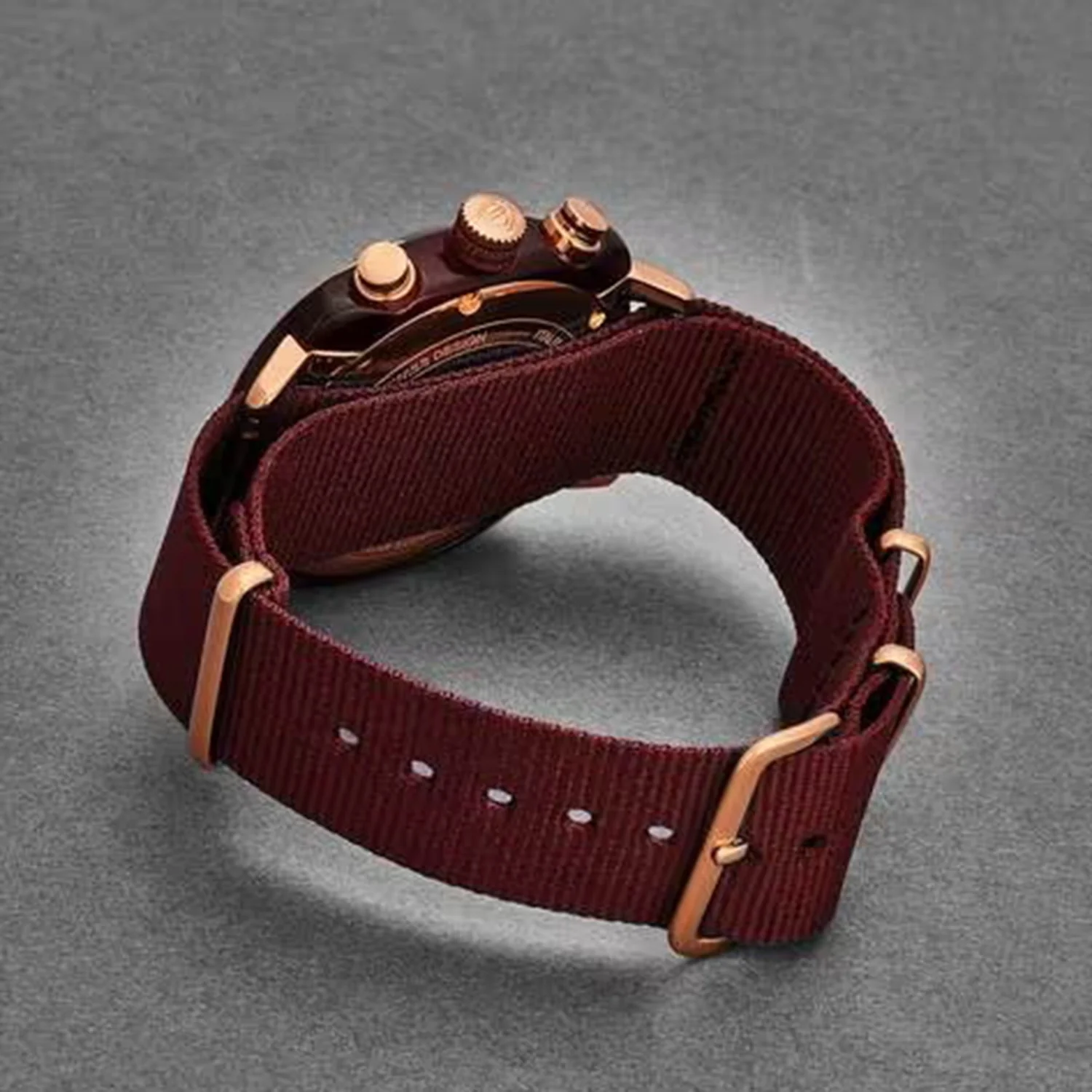 Clubmaster Classic Men Quartz Red Dial Chronograph NATO Watch 15140.PRA.T.8.NBDX - Image 3