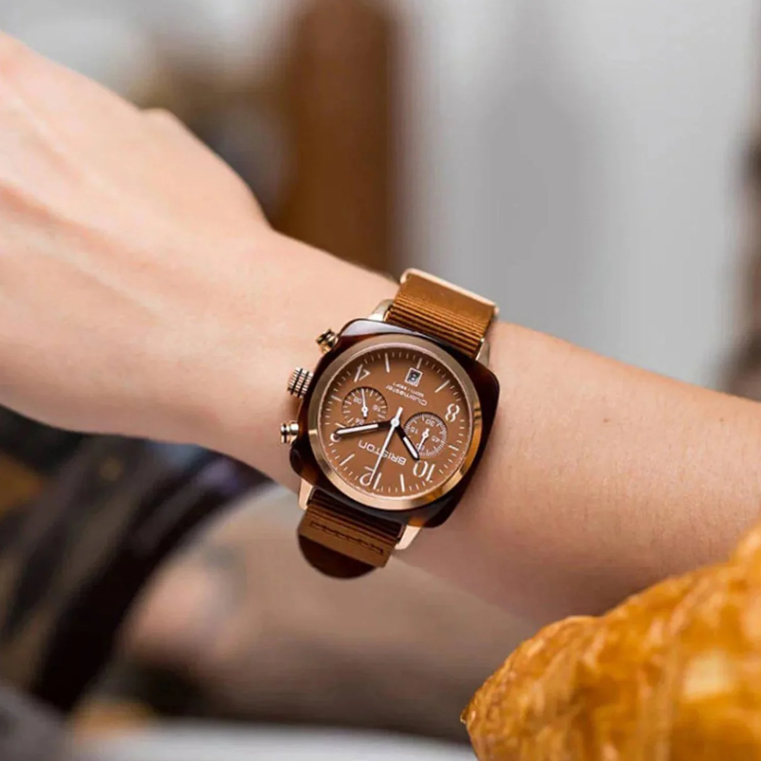 Clubmaster Classic Men Quartz Brown Dial Chronograph NATO Watch 20140.PYAT.37.NTCH - Image 5