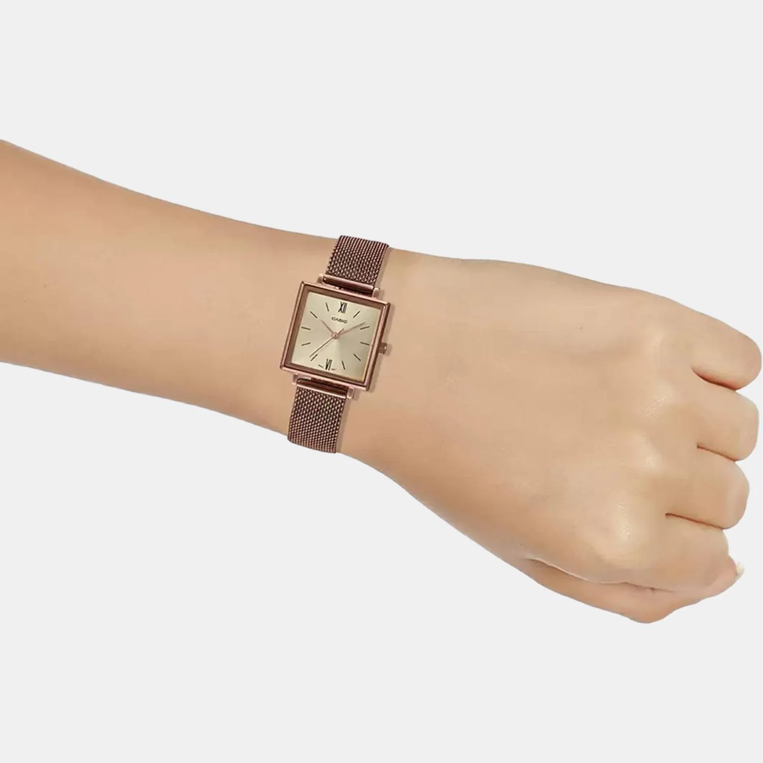 Enticer Women Quartz Beige Dial Analog Mesh Watch A1548 - Image 7