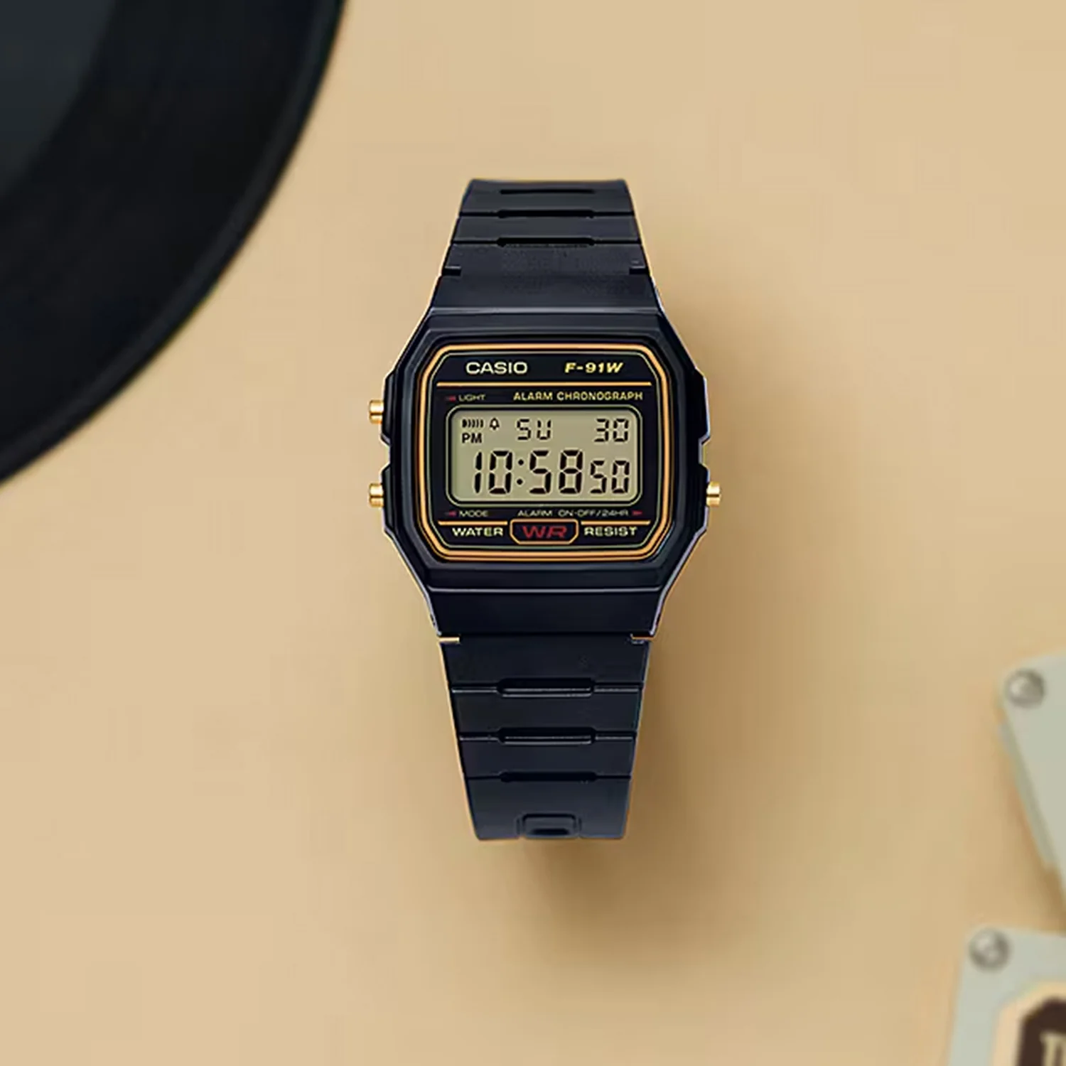 Women Quartz Black Dial Digital Resin Watch D165 - Image 3