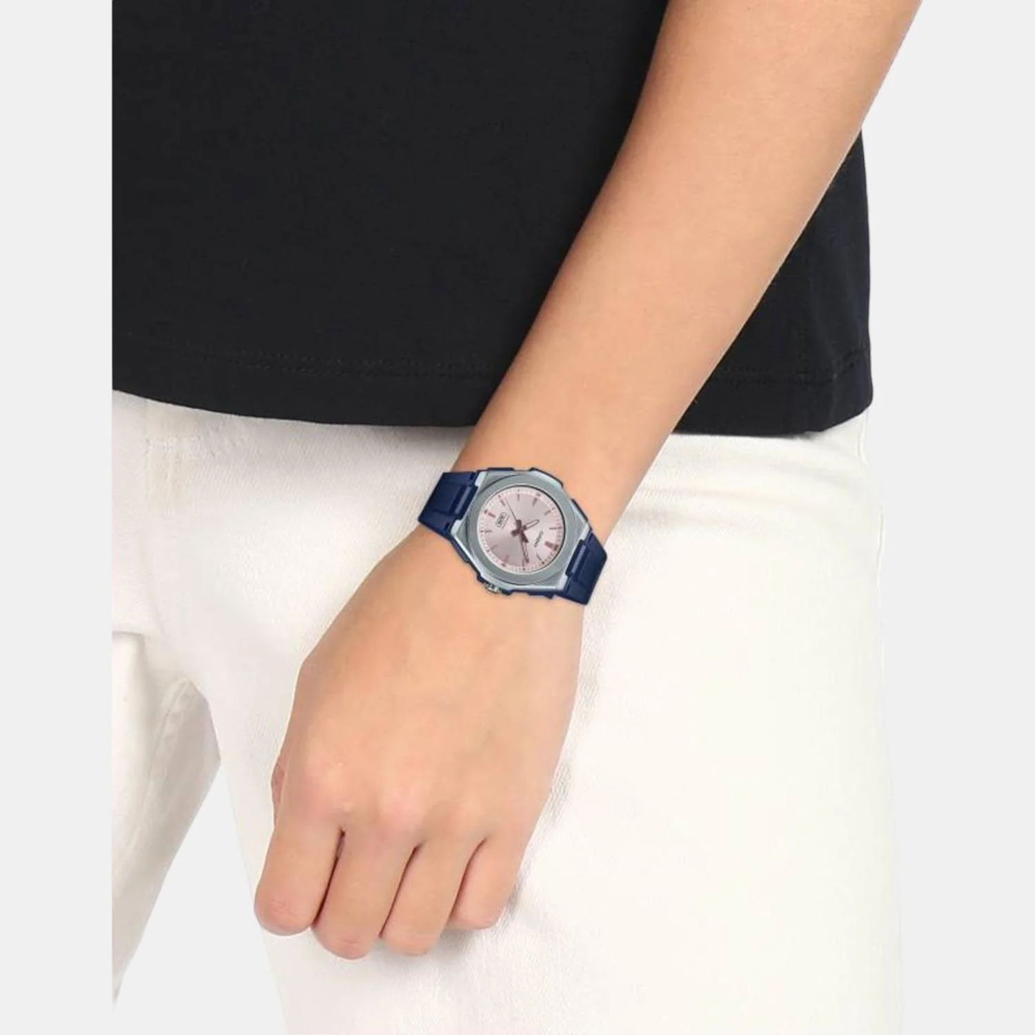 Youth Women Quartz Pink Dial Analog Resin Watch D220 - Image 4