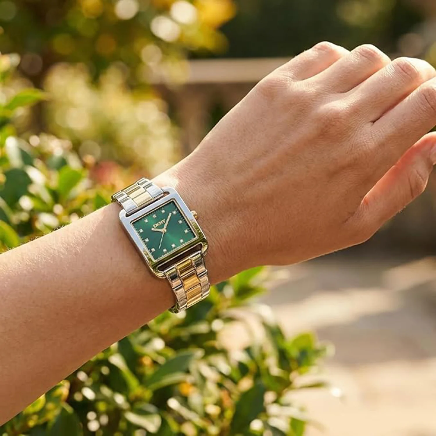 City Midi Women Quartz Green Dial Analog Stainless Steel Watch DK1L004M0075 - Image 5