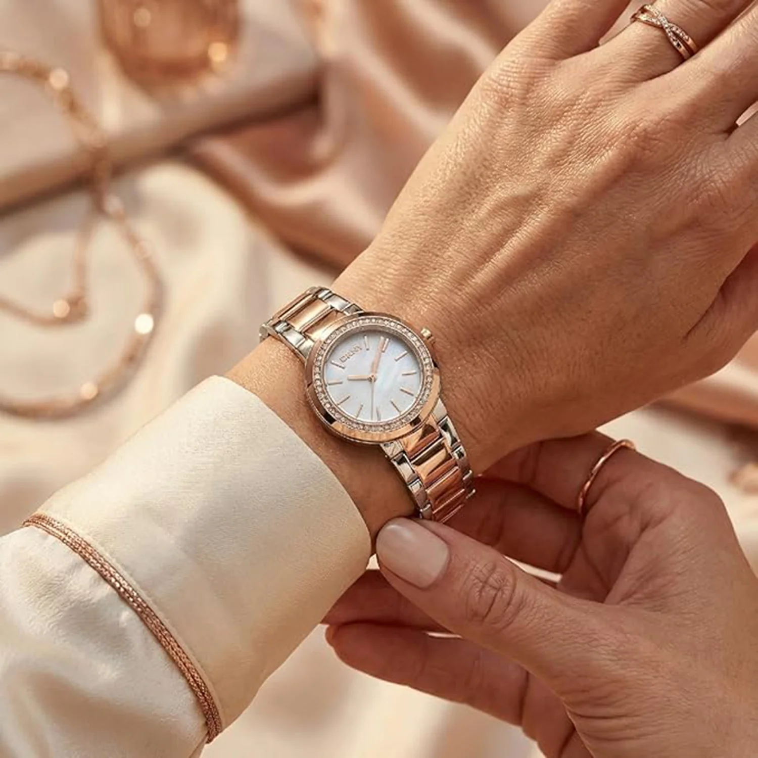 Eastside Mini Women Quartz White Mother Of Pearl Dial Analog Stainless Steel Watch DK1L024M0175 - Image 5