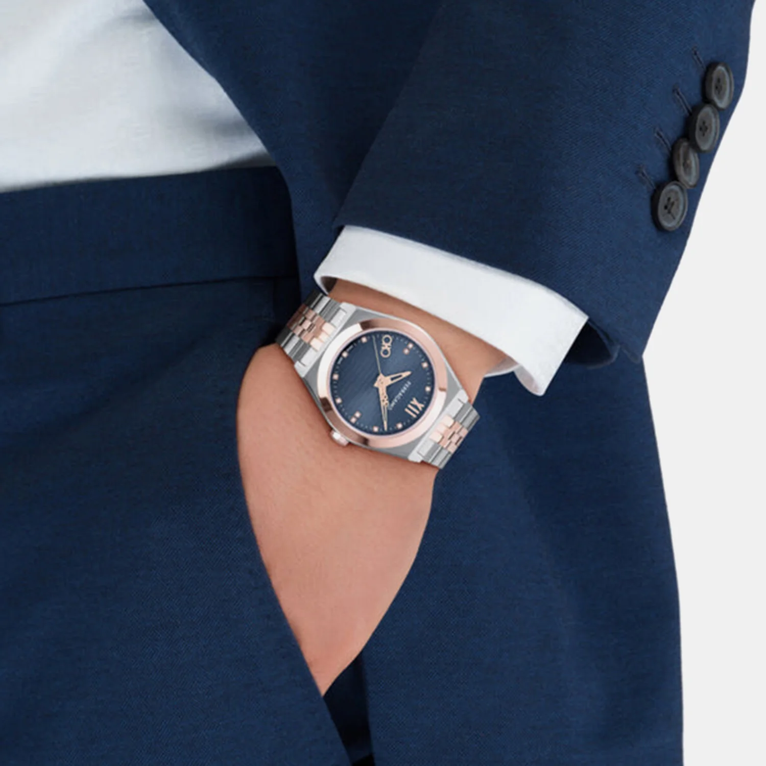 Men Quartz Blue Dial Analog Stainless Steel Watch SFKI00824 - Image 4