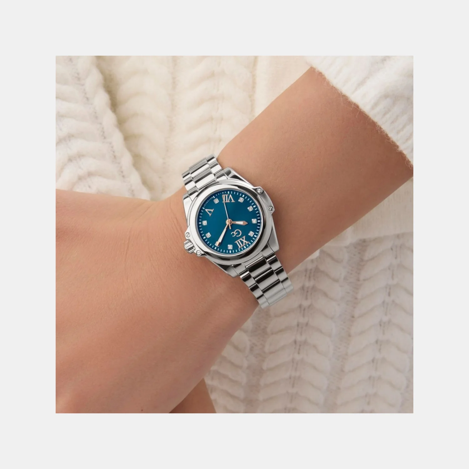 Gc Bolt Lady Mini Women Quartz Blue Dial Analog Stainless Steel Watch Z58004L7 - Image 3