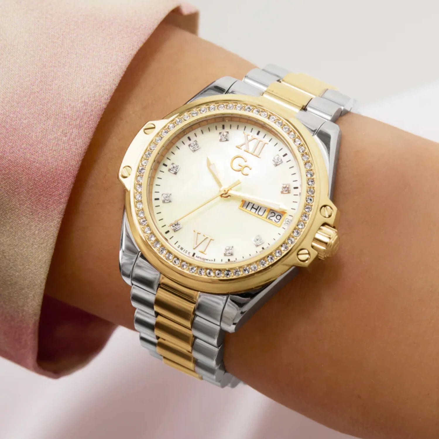 Bolt Women Quartz Champagne Mother Of Pearl Dial Analog Stainless Steel Watch Z53002L6 - Image 6