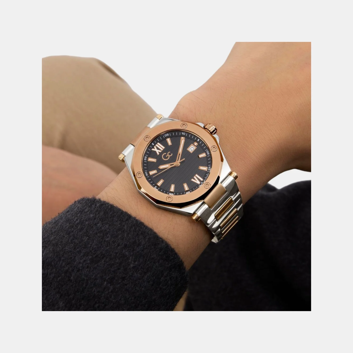 Dress Men Quartz Black Dial Analog Stainless Steel Watch Z67002G2 - Image 7
