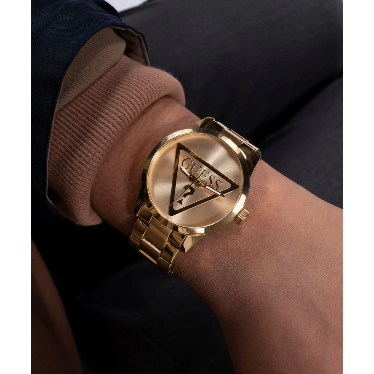 Badge Men Quartz Champagne Dial Analog Stainless Steel Watch GW0782G1 - Image 7