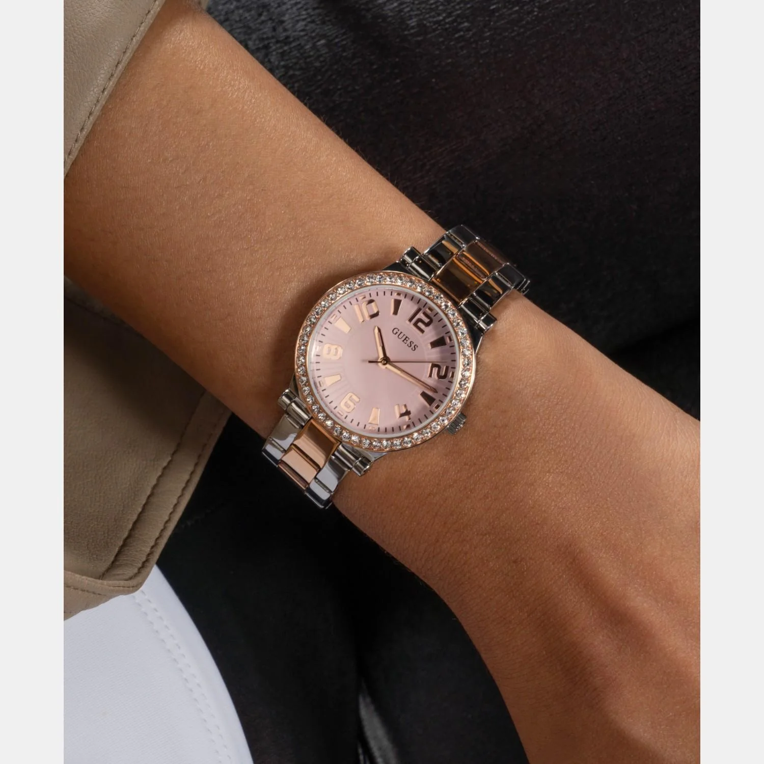 Dress Women Quartz Pink Dial Analog Stainless Steel Watch GW0686L4 - Image 7