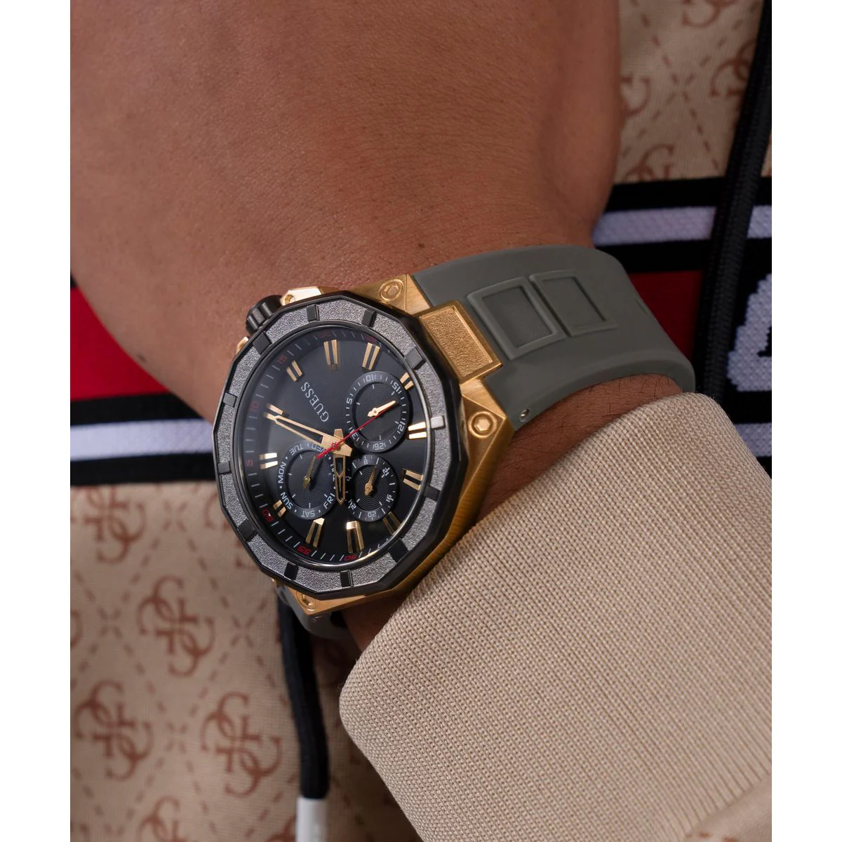 Guess Sport Men Quartz Black Dial Multi-Function Silicone Watch GW0803G1 - Image 9