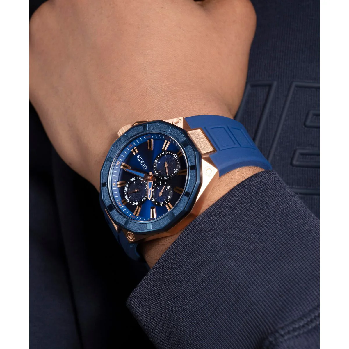 Guess Sport Men Quartz Blue Dial Multi-Function Silicone Watch GW0803G2 - Image 9