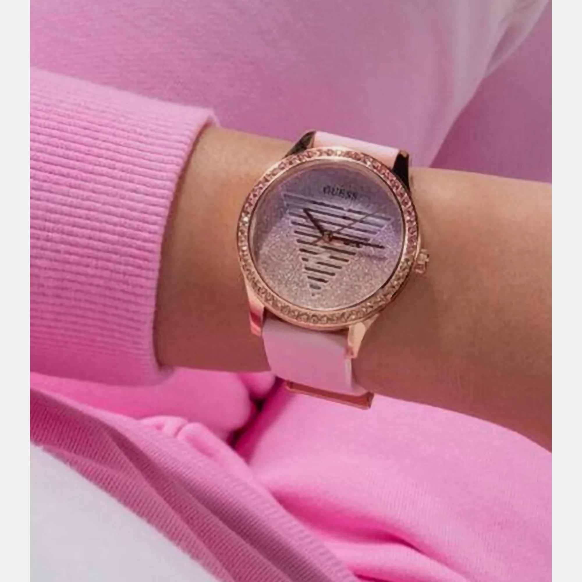 Lady Idol Women Quartz Gold Dial Analog Silicone Watch GW0530L4 - Image 4
