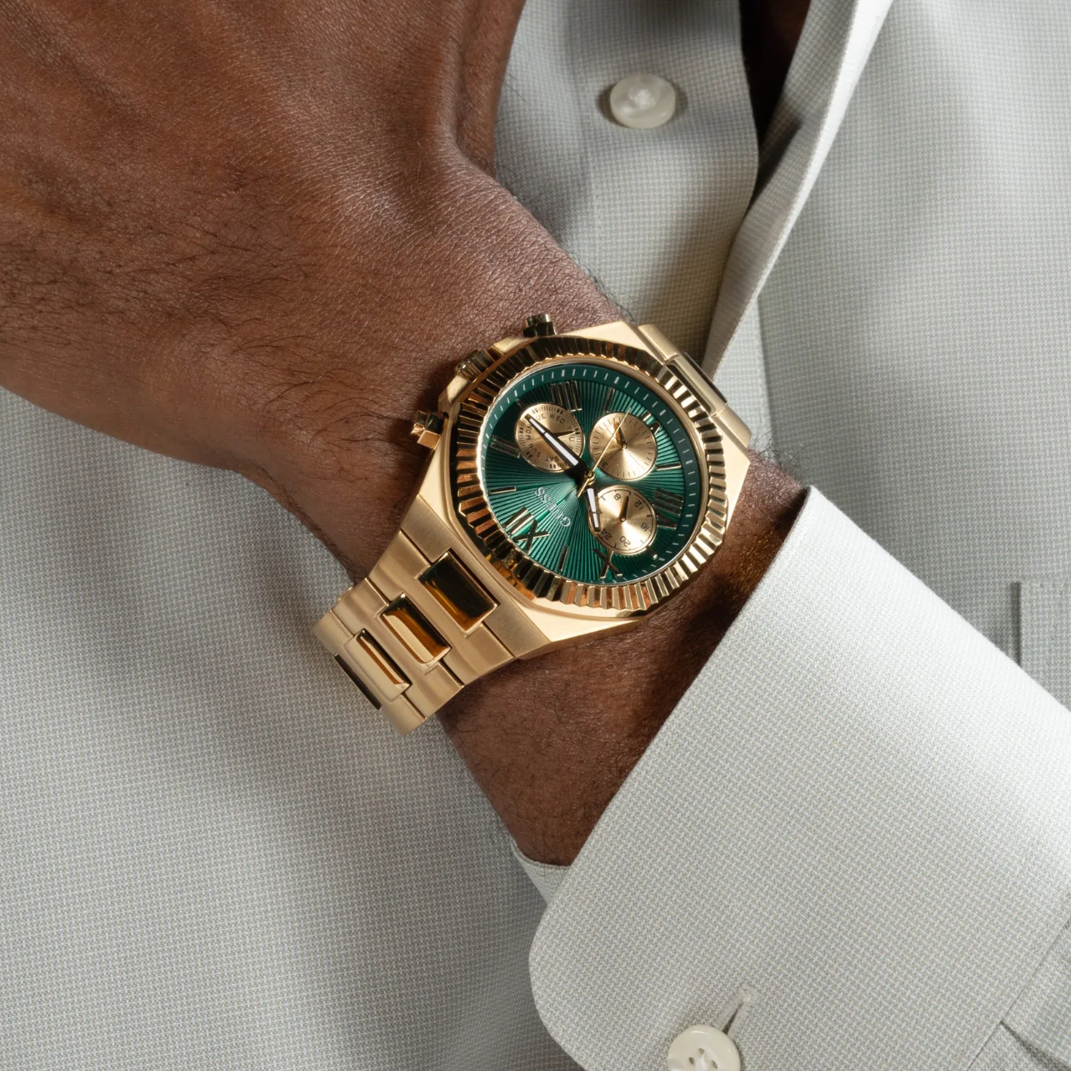Men Quartz Green Dial Multi-Function Stainless Steel Watch GW0703G2 - Image 9