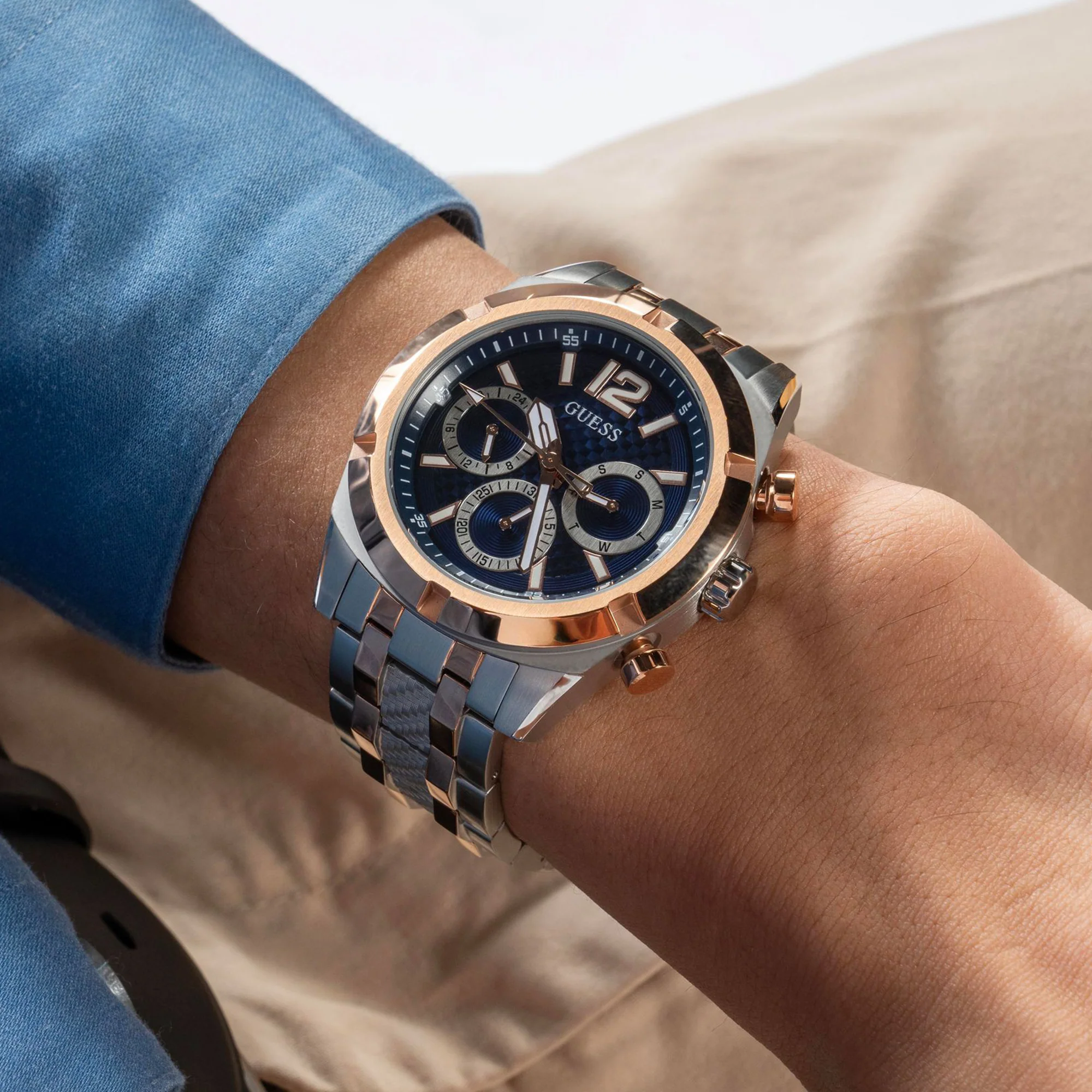 Resistance Men Quartz Blue Dial Chronograph Stainless Steel Watch GW0714G3 - Image 5
