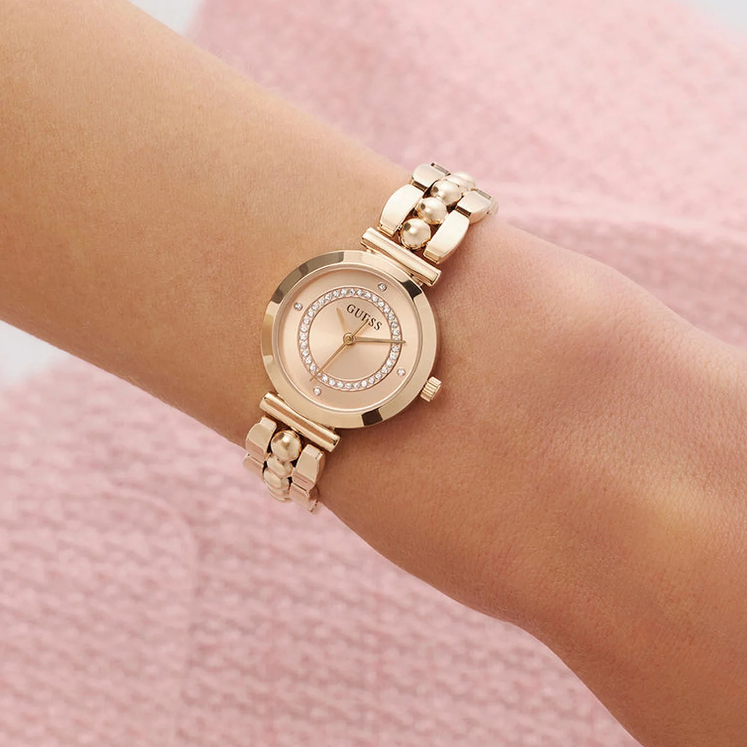 Women Quartz Rose Gold Dial Analog Stainless Steel Watch GW0994L4 - Image 5