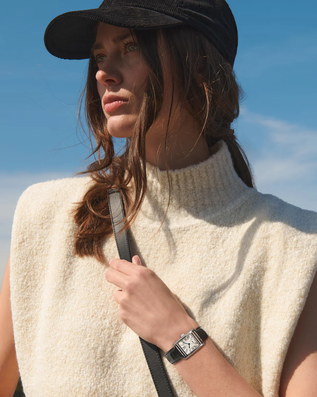 Mini Dolcevita Women Quartz Grey Dial Analog Leather Watch L52004712 - Image 4