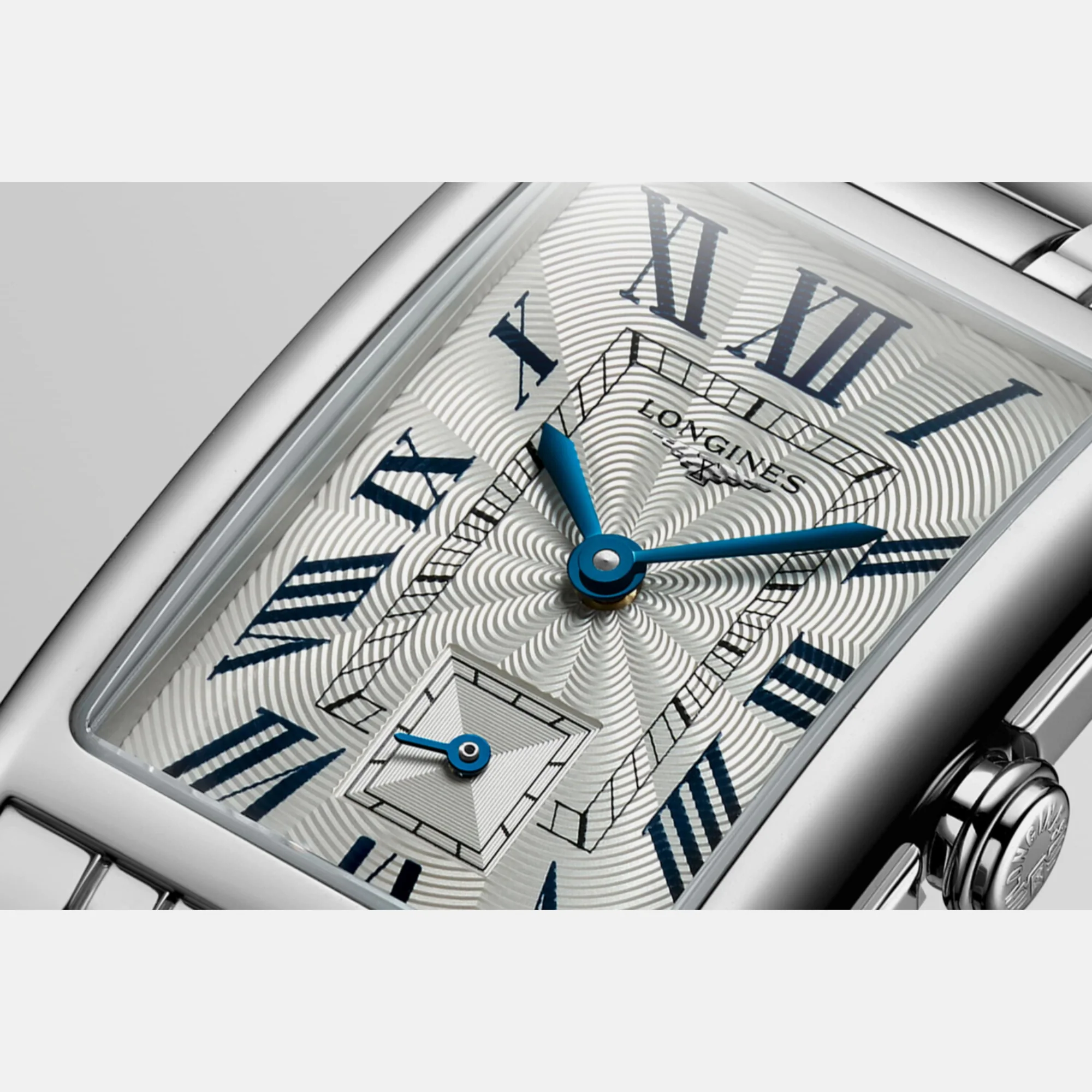 Women Quartz Silver Dial Analog Stainless Steel Watch L55124716 - Image 2