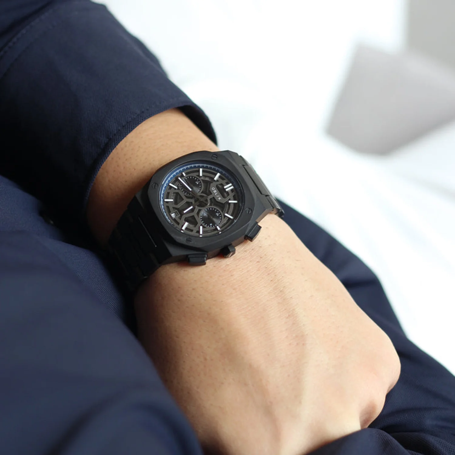 Men Quartz Black Dial Analog Stainless Steel Geome Sport Stealth Watch - Image 5