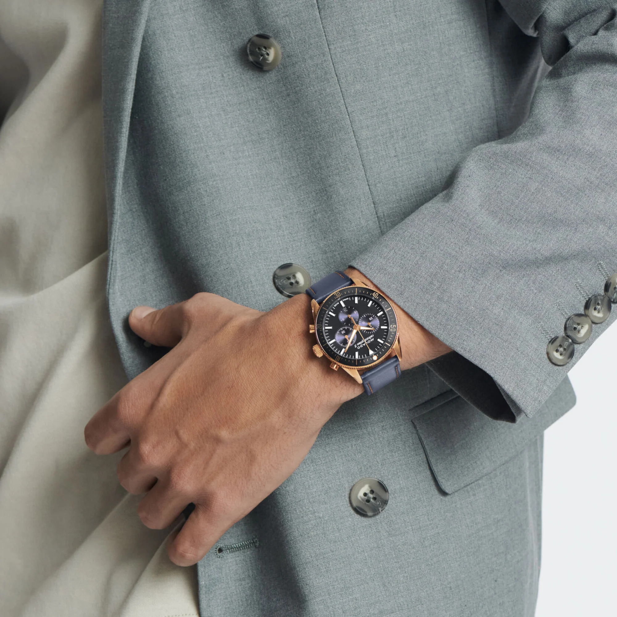 Heritage Men Quartz Grey Dial Chronograph Leather Watch 3650168 - Image 2