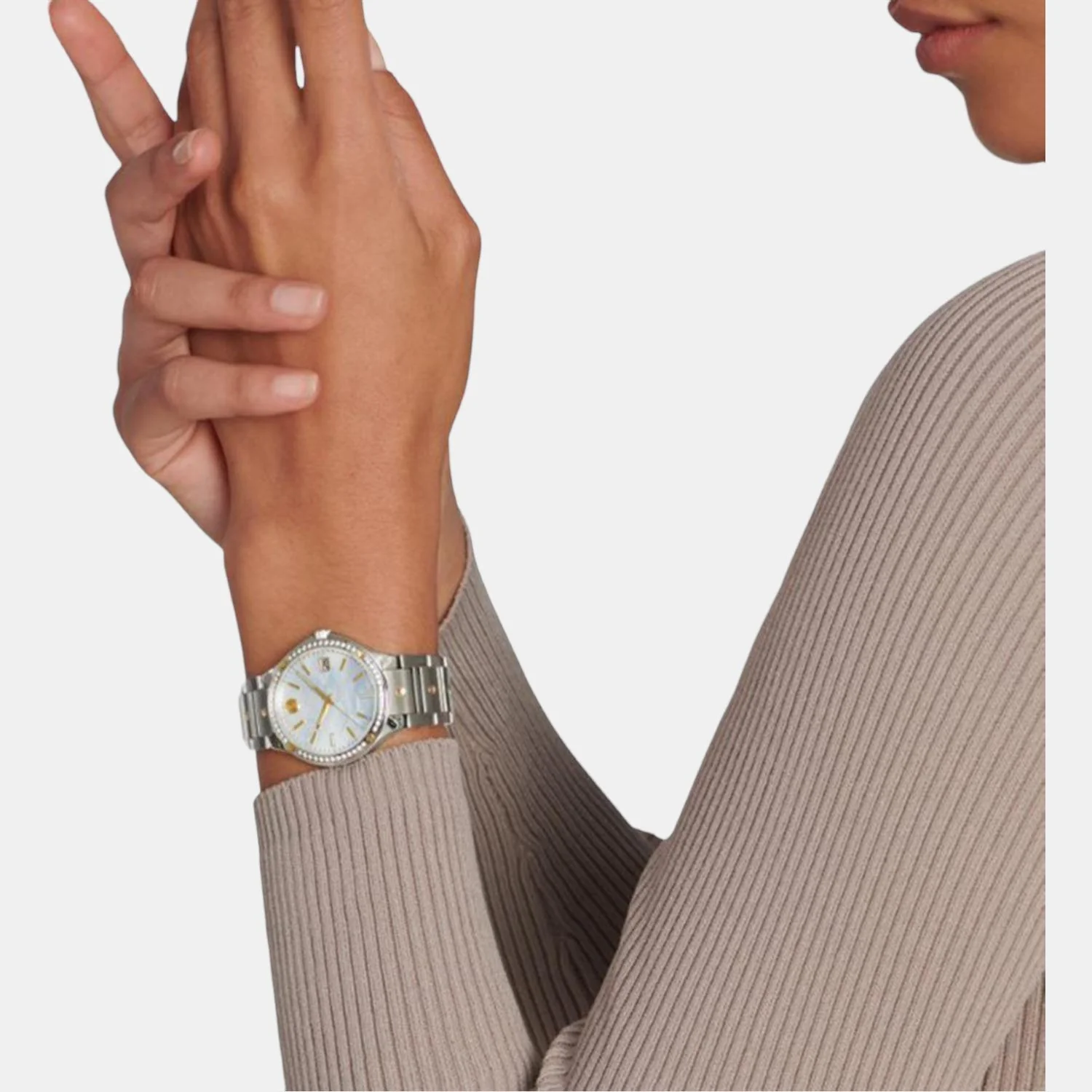 Se Women Quartz Mother Of Pearl Dial Analog Stainless Steel Watch 607517 - Image 3