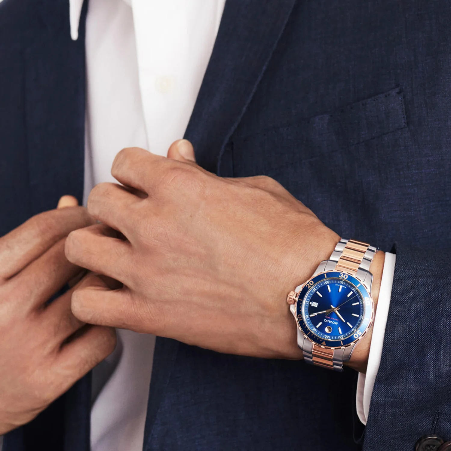 Series 800 Men Quartz Blue Dial Analog Stainless Steel Watch 2600149 - Image 4
