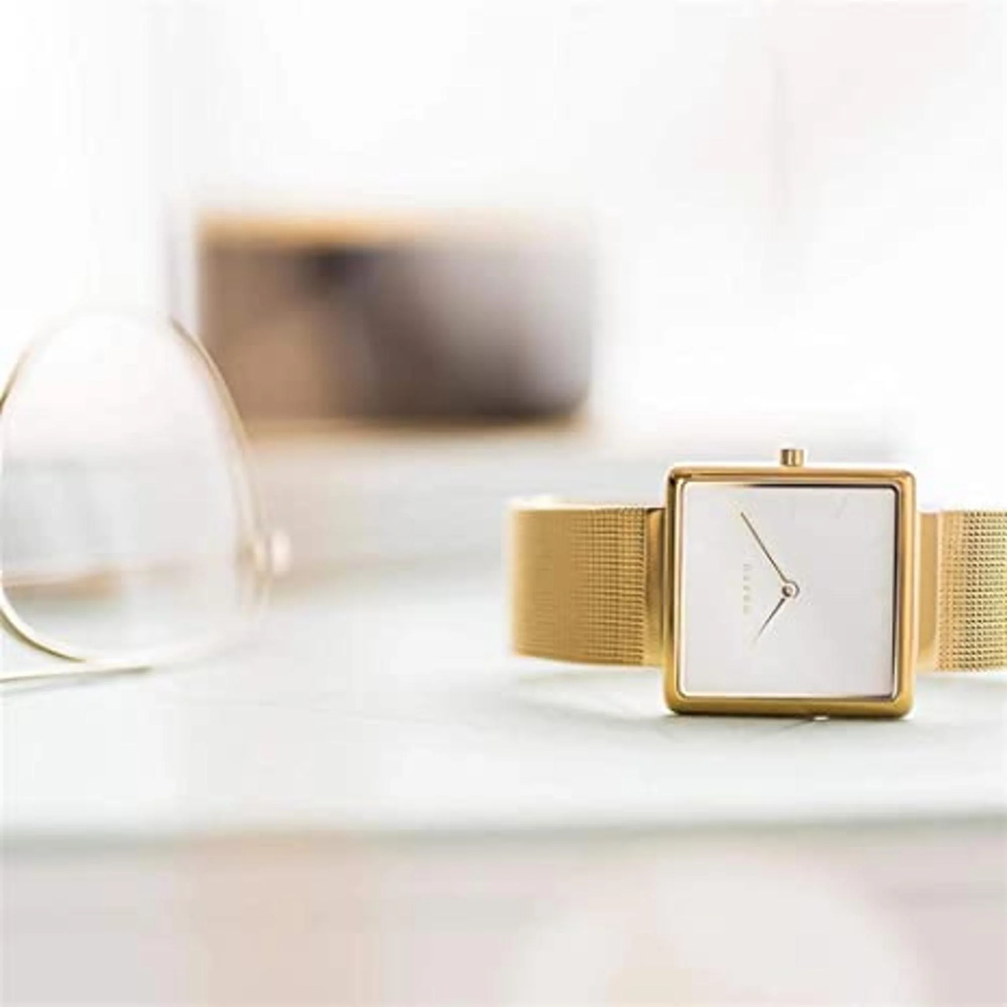 Kvadrat Men Quartz White Dial Analog Stainless Steel Watch V236LXGIMG - Image 4