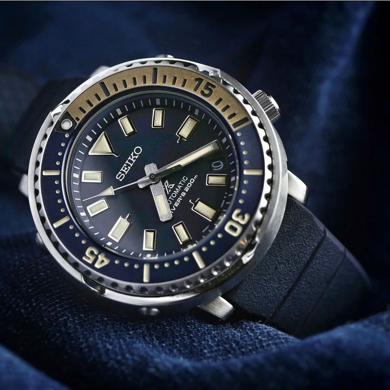Prospex Mini Tuna Safari Edition Men Solar Blue Dial Analog Silicone Watch SUT403P1 - Image 5