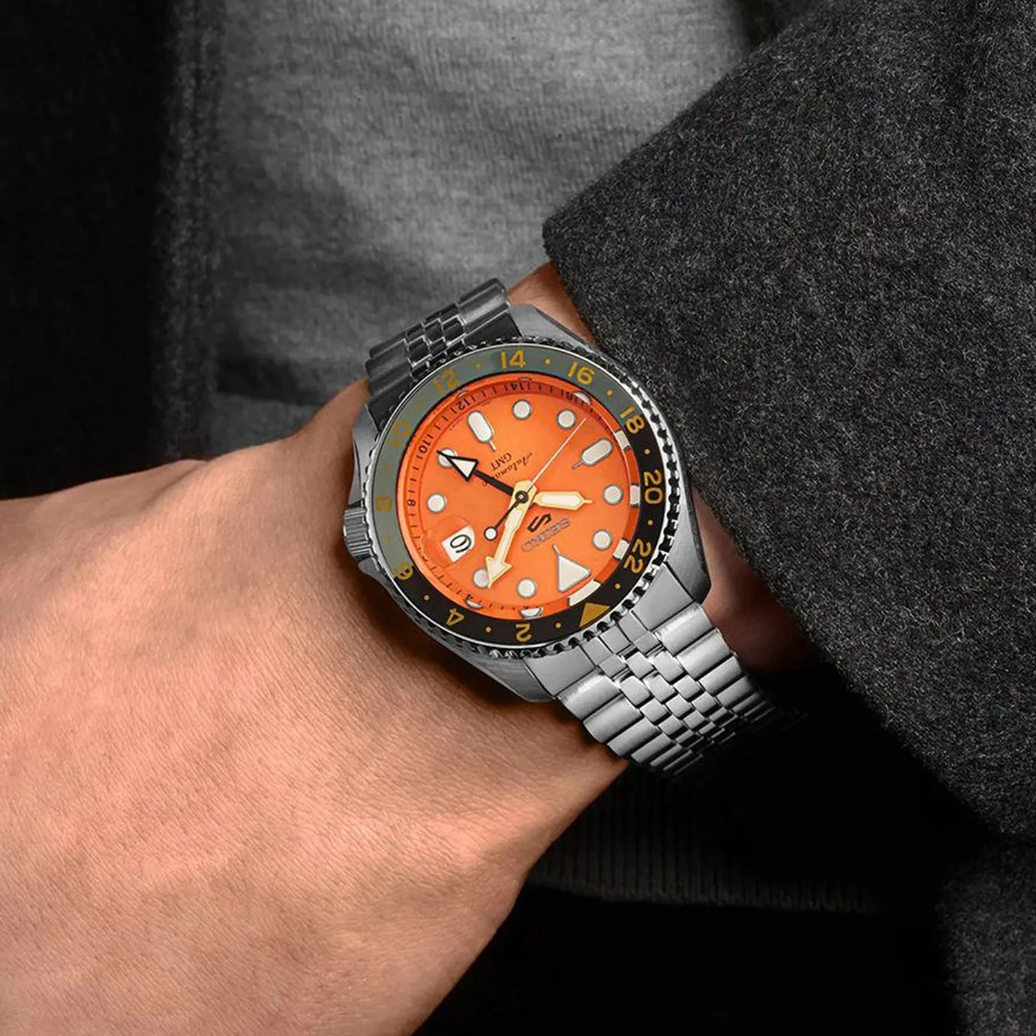 5 Sports Men Automatic Orange Dial Analog Stainless Steel Watch SSK005K1 - Image 5