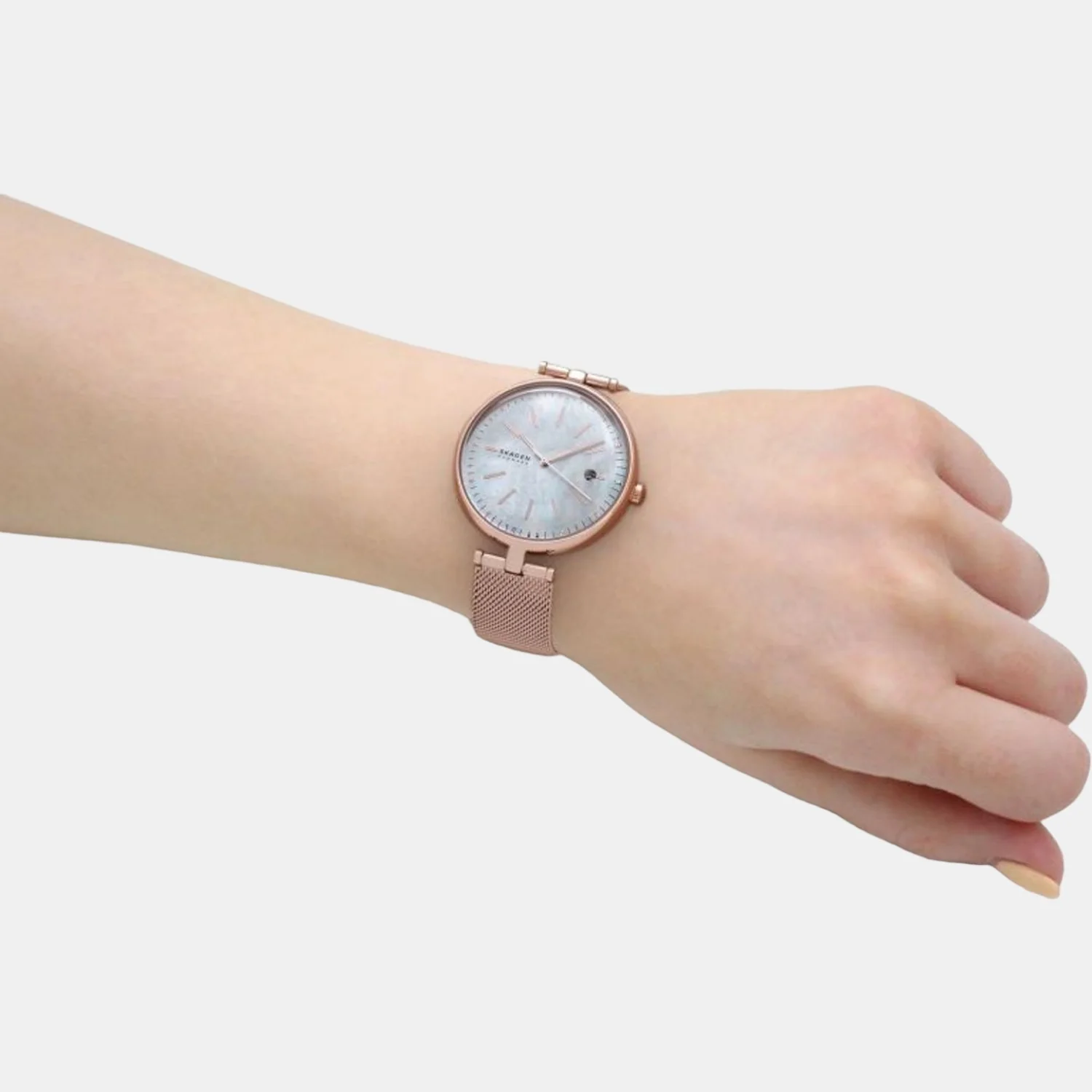Women Solar Mother Of Pearl Dial Analog Stainless Steel Watch SKW2980 - Image 4