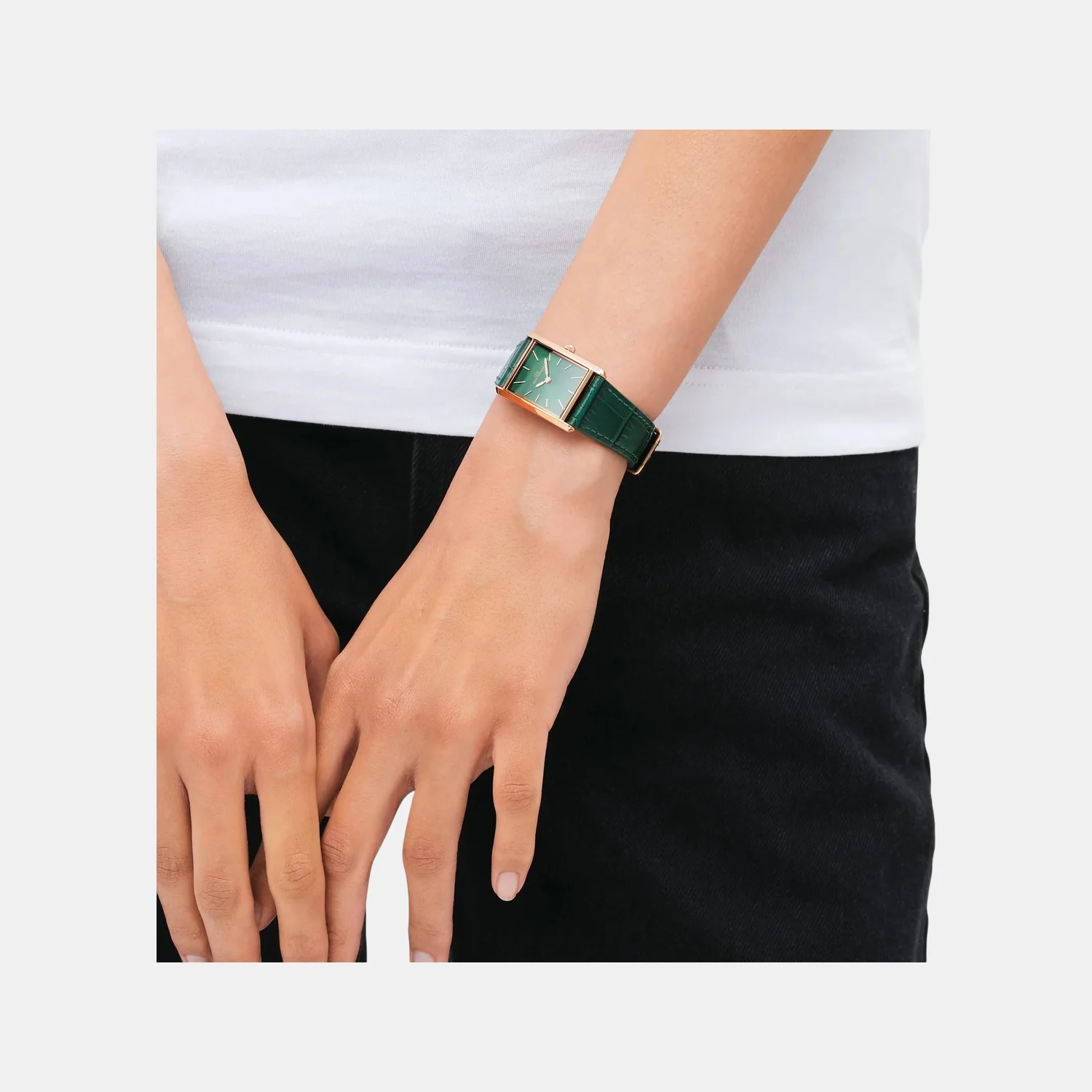 Women Quartz Green Dial Analog Stainless Steel Watch DW00100694K - Image 5